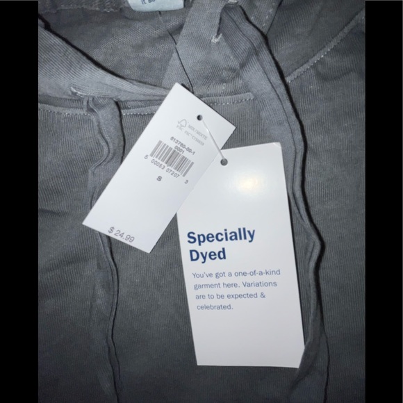 NWT: Women’s OLD NAVY Sweatshirt - Picture 3 of 6